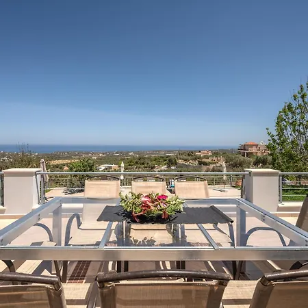 Arios Lux Villa *